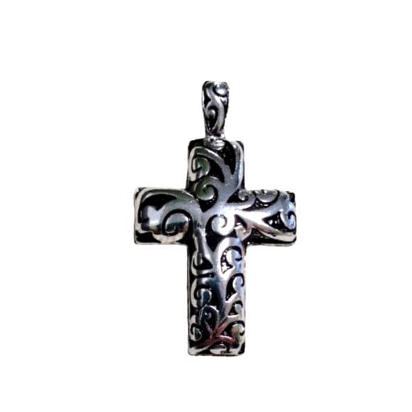 Silvertone Cross Pendant - Picture 3 of 10
